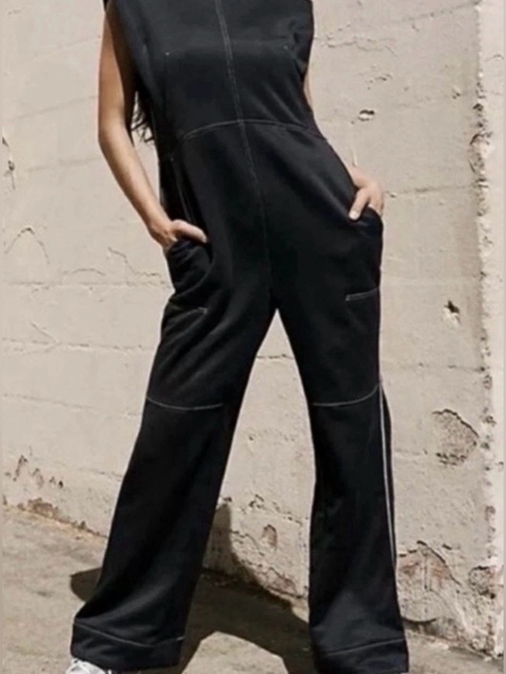 Free People FP Movement Womenโs Sleeveless Oversized Black Jumpsuit Size Small